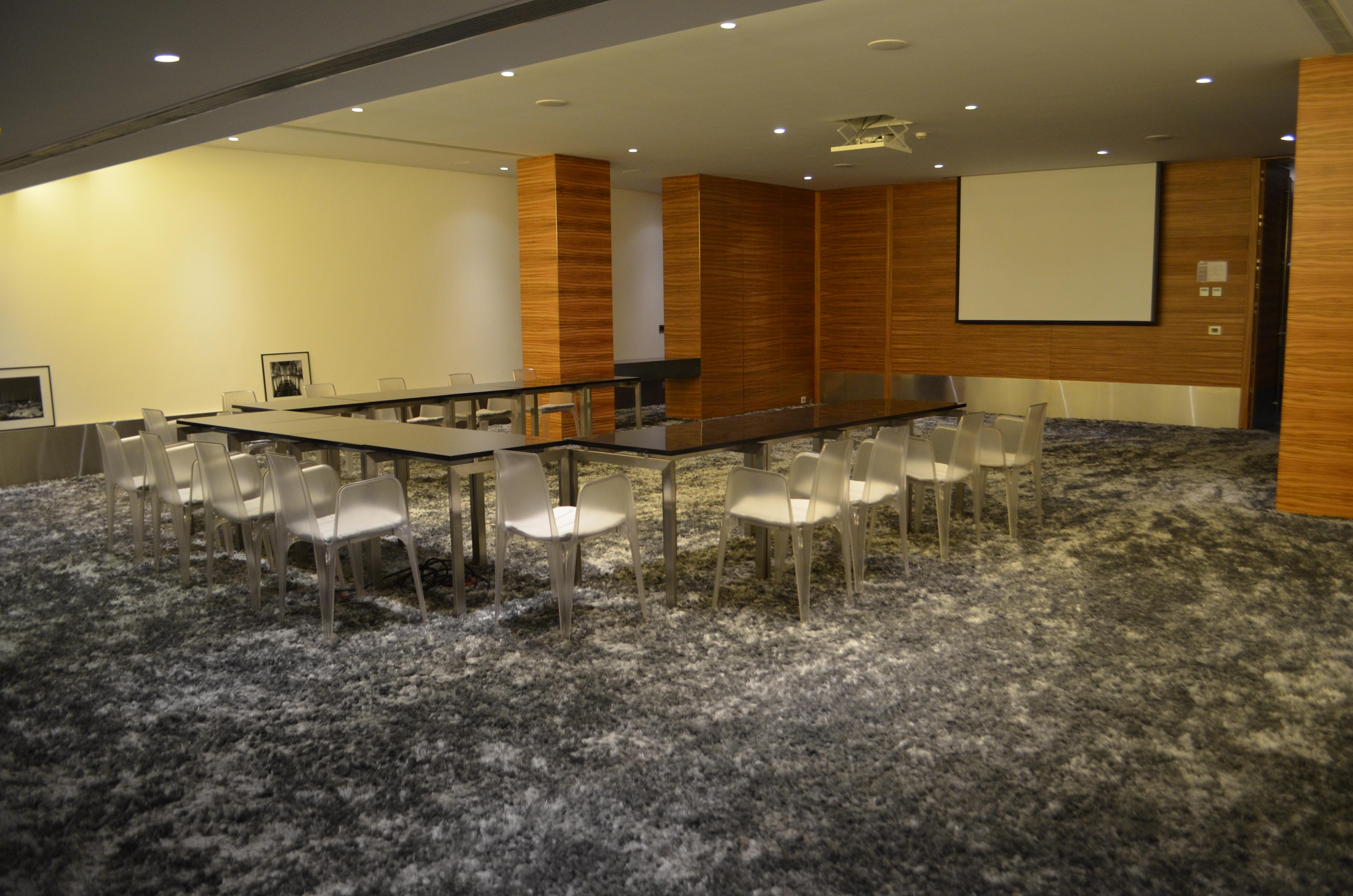 Warwick Stone 55 Hotel Beirut Eksteriør bilde