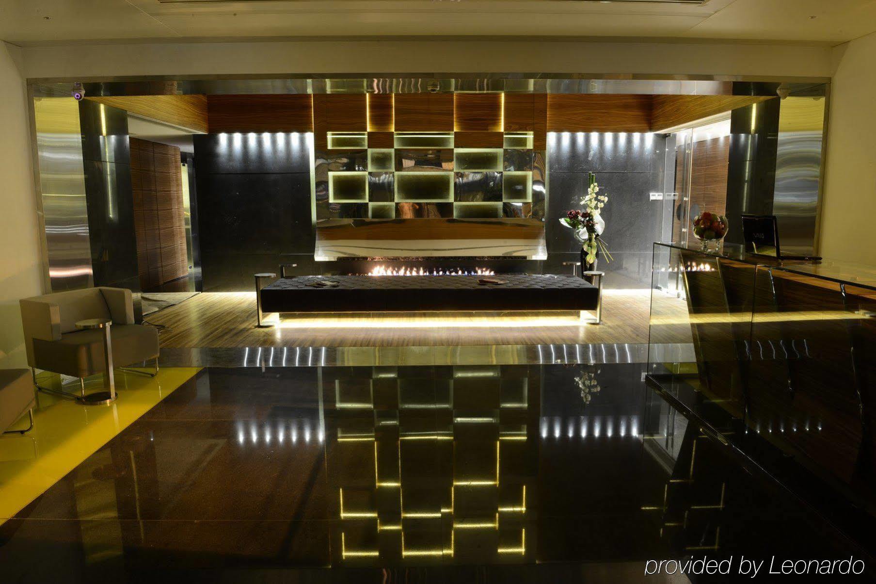 Warwick Stone 55 Hotel Beirut Eksteriør bilde