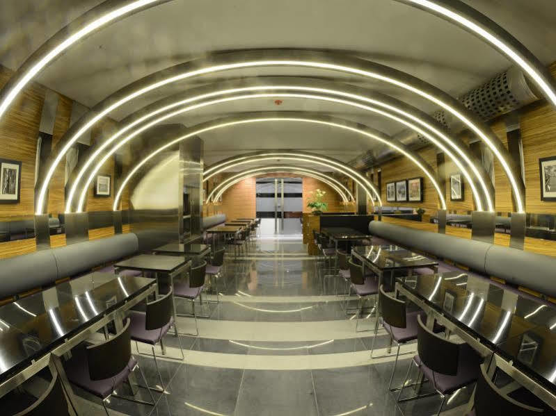Warwick Stone 55 Hotel Beirut Eksteriør bilde