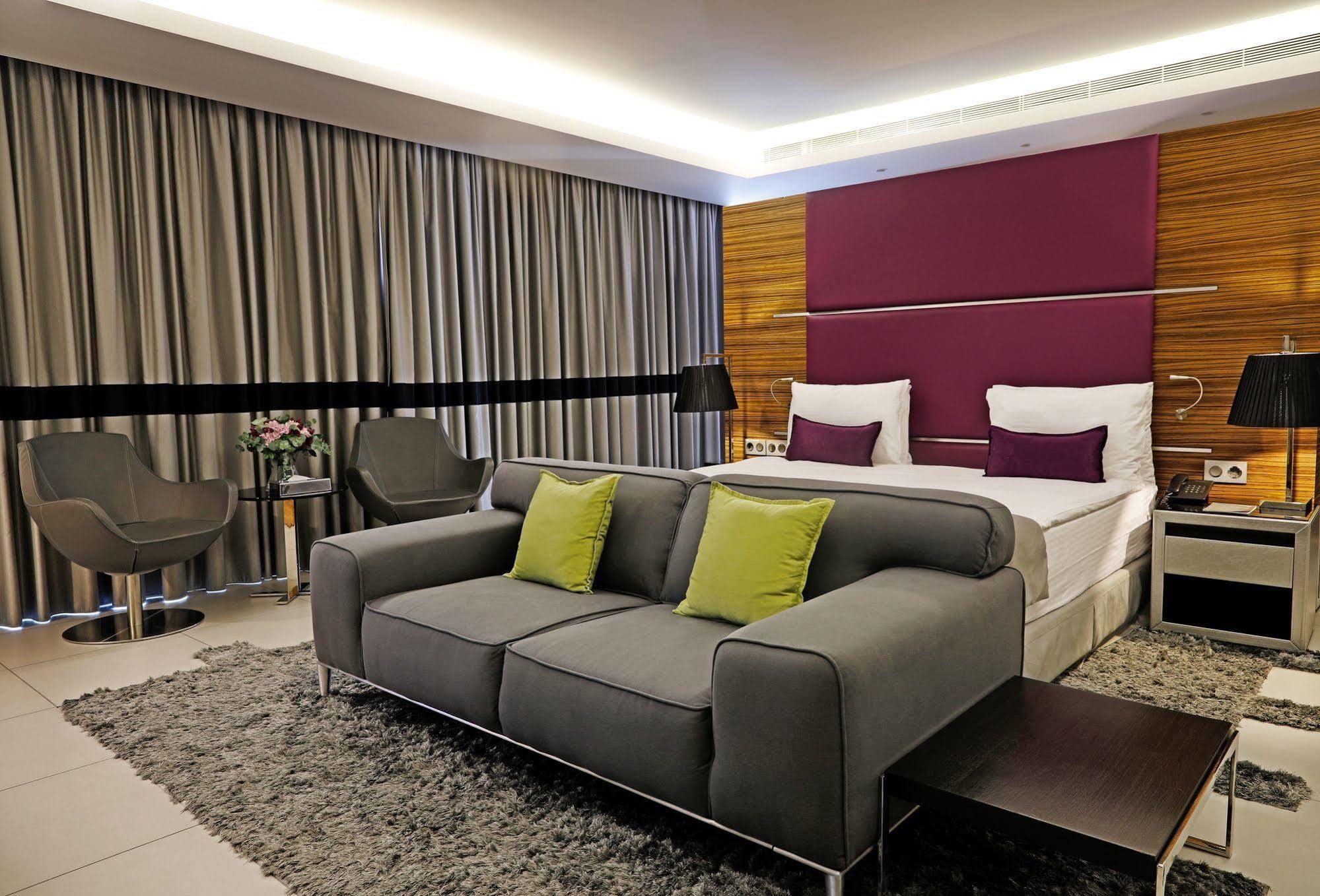 Warwick Stone 55 Hotel Beirut Eksteriør bilde