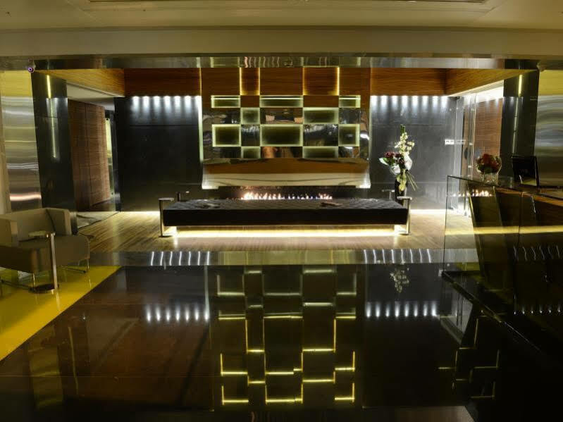 Warwick Stone 55 Hotel Beirut Eksteriør bilde